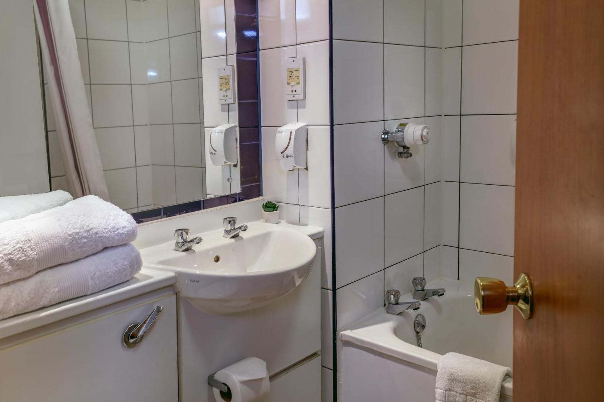 Casa Mere Manchester Airport, Knutsford, Sure Collection By Best Western Extérieur photo